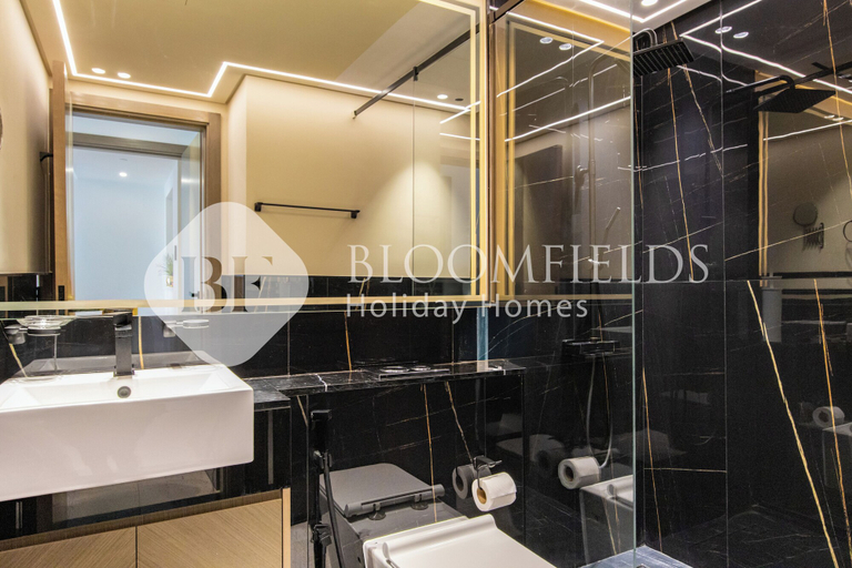 Bathroom, Bloomfields Cozy 1Br In Binghatti Creek, Dubai