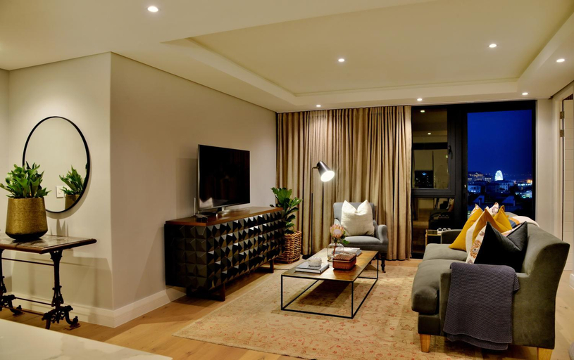 Others 4, 35 on Main Apartments, City of Cape Town