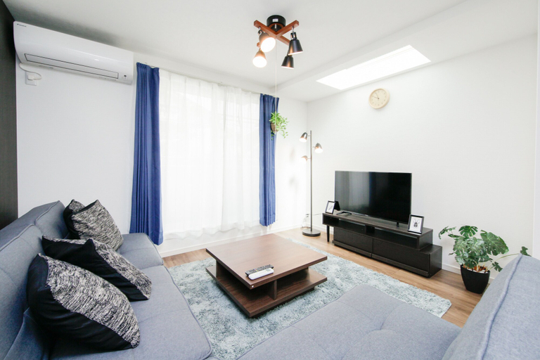 Living area 3, Higashi-Rokugo House WHITE by Tranova, Ōta