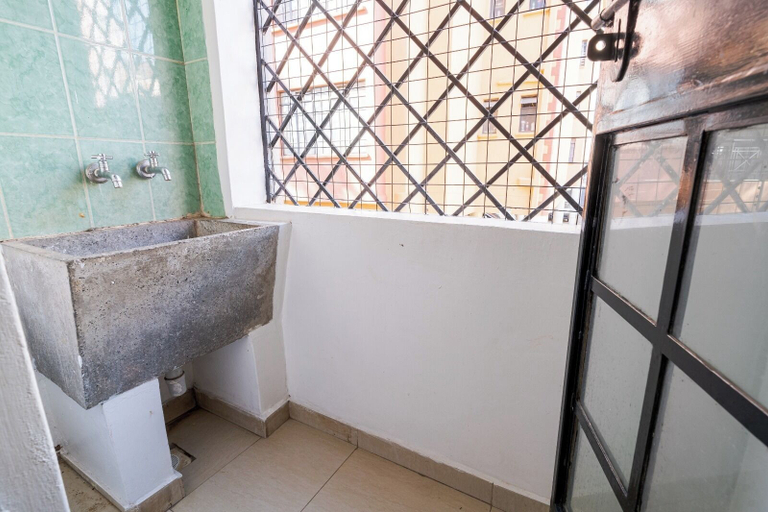 Bathroom, Lux Suites Langata Paradise Apartments, Langata