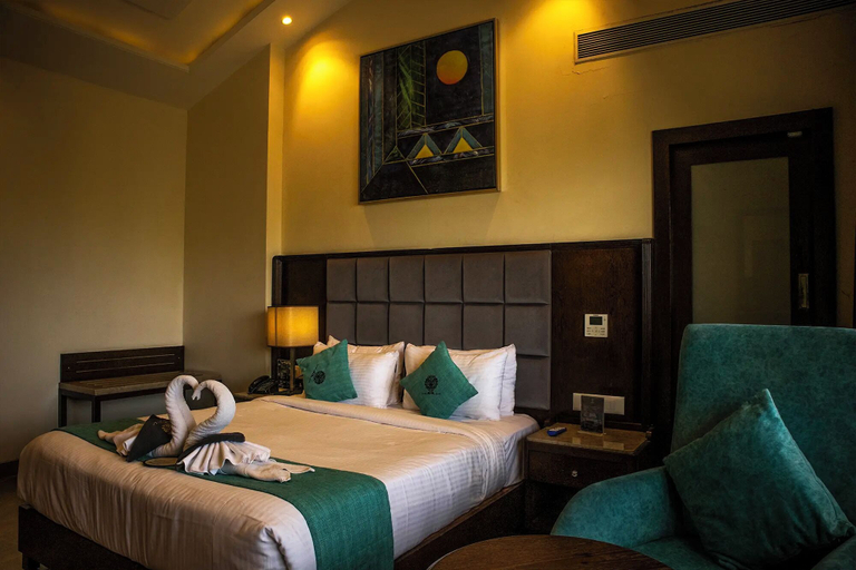 Bedroom, Basilica Resort - Where Luxury Redefines, Satara