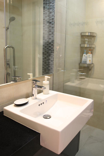 Bathroom, TopFloor Gorgeous Sunset-Mae Phim Beachfront Condo, Klaeng