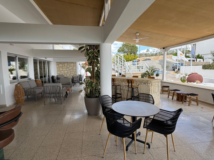 Food & Drinks 5, Vrachia Beach Hotel & Suites - Adults Only
