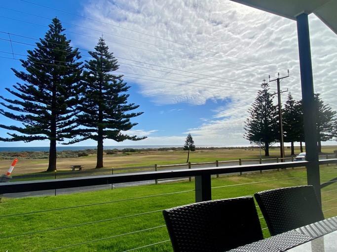Others 4, BIG4 Kingston Foreshore Holiday Park, Kingston