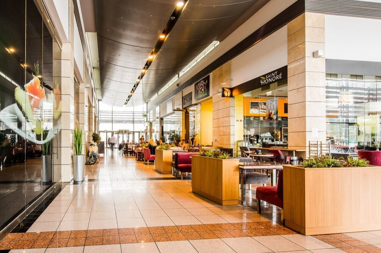 Food & Drinks 4, Platinum Towers Country 2 Country, Warsaw