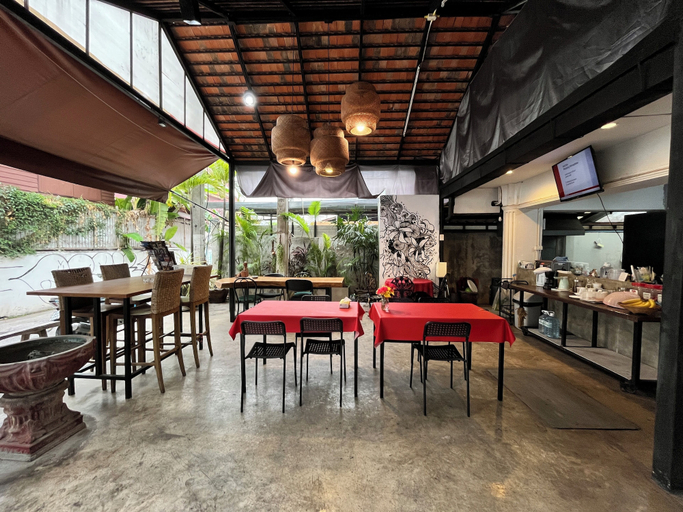 Food & Drinks 4, R.C.N. Court & Inn, Muang Chiang Mai