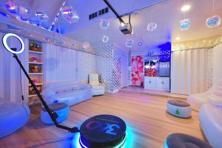 Others 5, Pink Luxe Spa Retreat San Diego, San Diego
