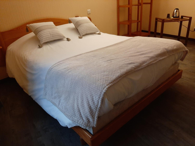 Bedroom 2, Au Lion d'or, Pas-de-Calais
