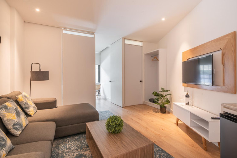 Others 4, Quiet Stylish Studio, Smart TV, Six Flags 1k, Mexico City