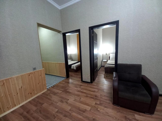 Others 5, ES hotel kolifey, Oğuz
