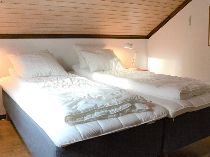 Bedroom 2, person holiday home in HAMMARO-By Traum, Hammarö