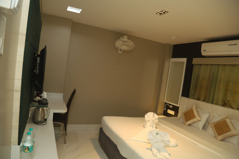 Bedroom 2, Geetanjali International, Deoghar