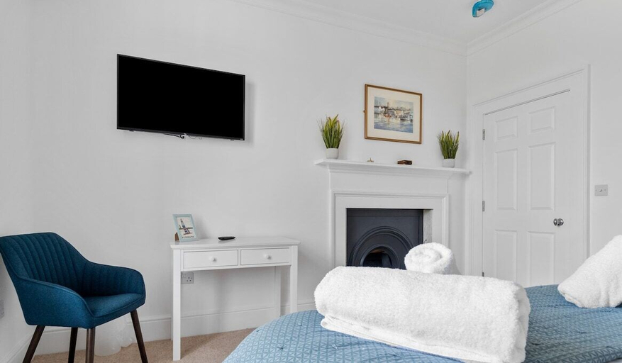 Bedroom 3, Hawkyns by Pureserviced, Plymouth