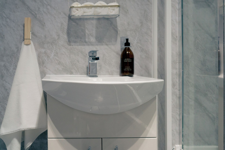 Bathroom 3, Centre of Whitley Bay Short & Long Stay, North Tyneside