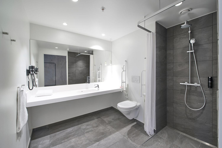 Bathroom 4, Four Points Flex by Sheraton Vejle, Vejle