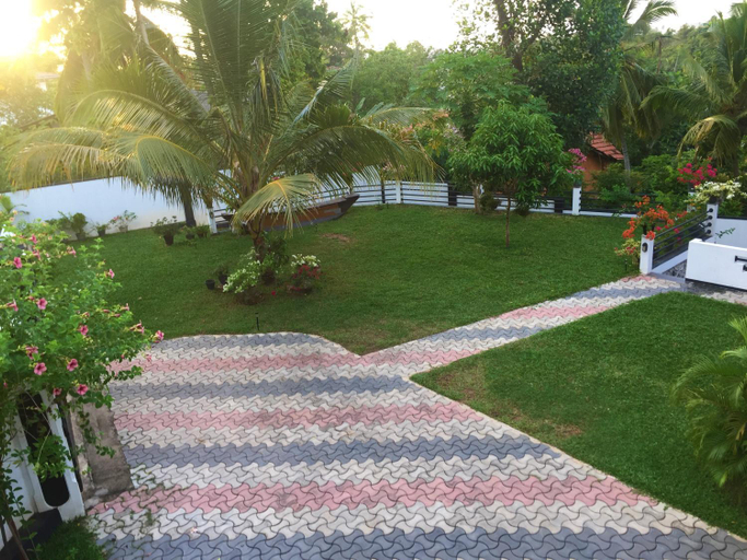 Others 4, Villa Shanaya, Hikkaduwa