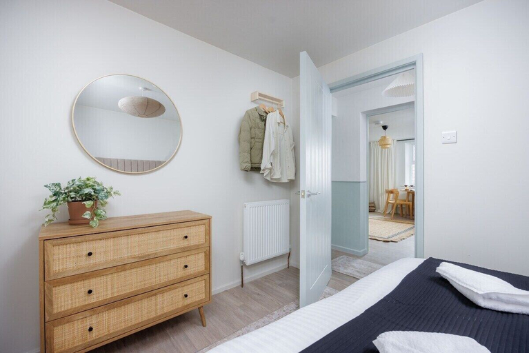 Others 2, Luxury Ground Floor 2 bed Apartment, Plymouth