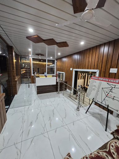 Business Facilities 5, Hotel kailash parvat, Una