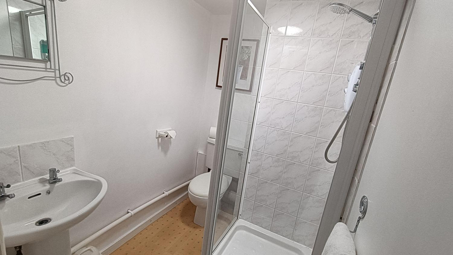 Bathroom 4, Stansted Lodge, Essex