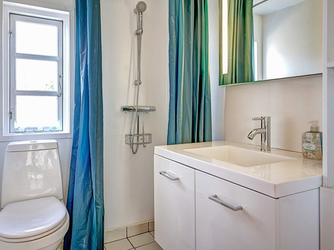 Bathroom, Seaside Escape with Views - By Traum Ferienwohnungen, Bornholm