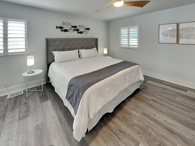 Bedroom 3, Windswept Sands by Vtrips, Saint Johns