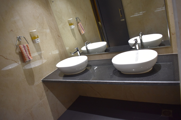 Bathroom 4, Hotel Radhika Regency, Sundargarh