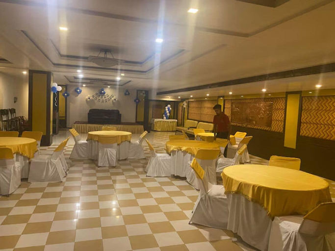 Food & Drinks, One Earth Central Park Amritsar, Amritsar