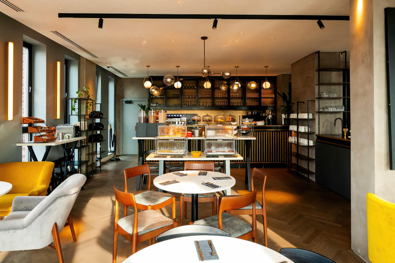 Food & Drinks 5, The Gate London City, London