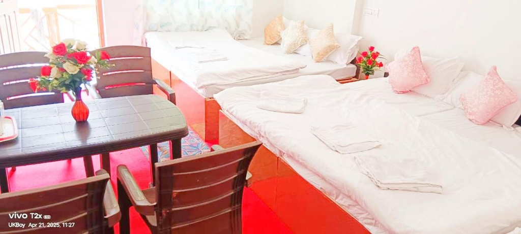 Others 4, Hotel Prakriti Darshan, Uttarkashi