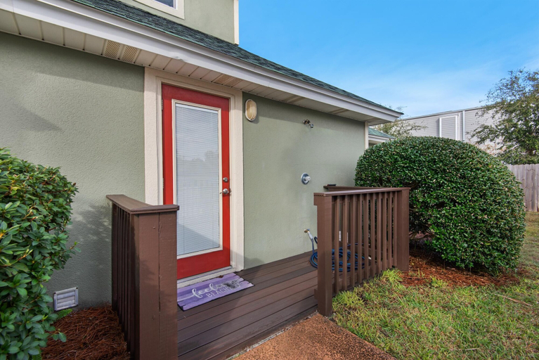 Exterior & Views 2, Aloha Cottage, Walton