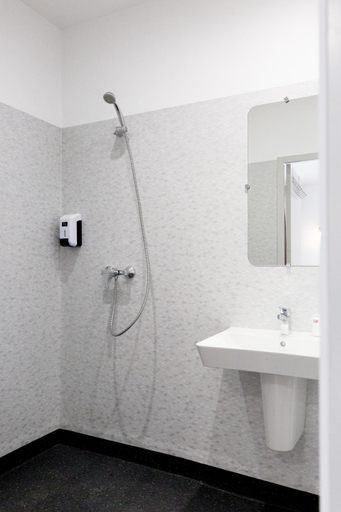 Bathroom 4, Grand Hôtel 1899, Lozère