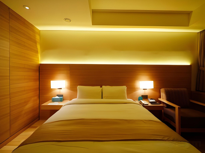 Bedroom 24