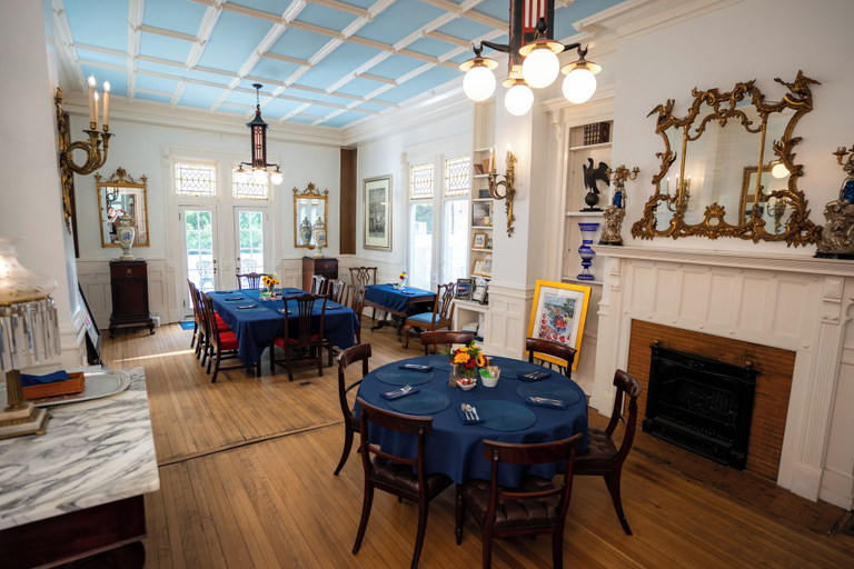 Food & Drinks 5, 20 South Battery, Charleston
