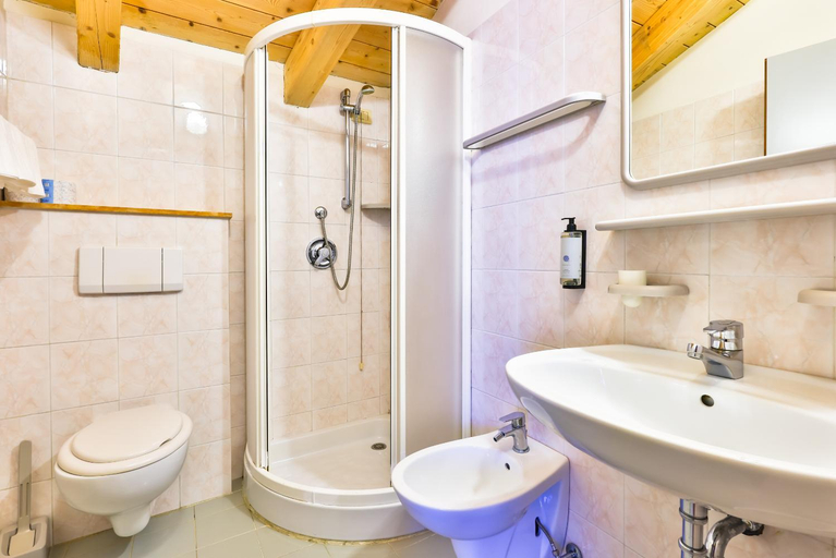 Bathroom 2, Ciccio Hotel Polsa di Brentonico, Trento