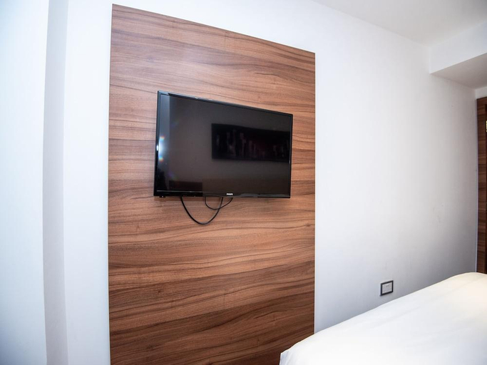 Bedroom 2, Le Grove Serviced Apartments, Hertfordshire