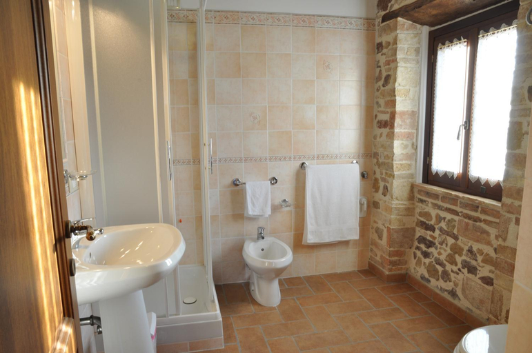 Bathroom 4, Agriturismo Arcobaleno della Torretta, Perugia