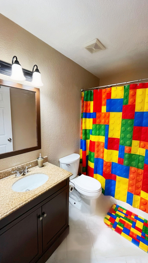 Bathroom 4, BlockHaven near Legoland & Disney, Polk