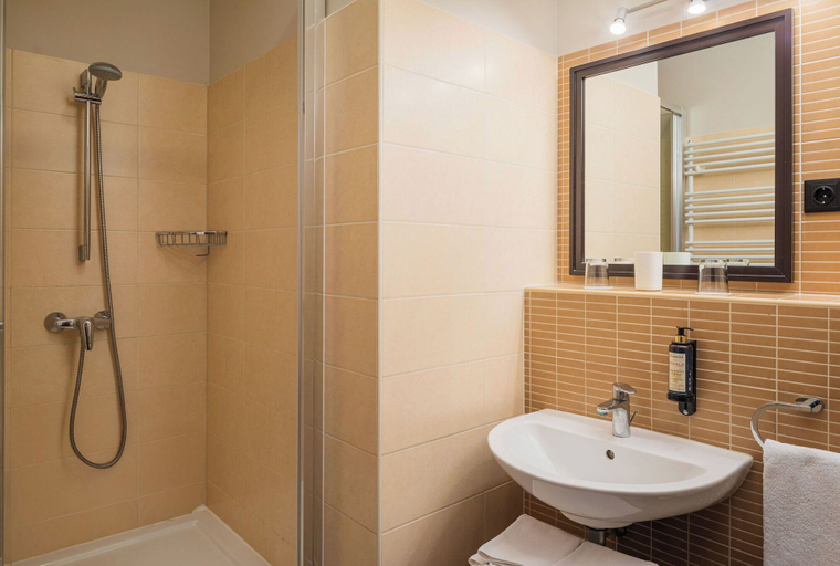 Bathroom 4, Escala Hotel & Suites, Budapesti