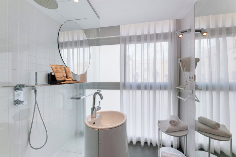 Bathroom 4, Casa Lit Barcelona, Barcelona