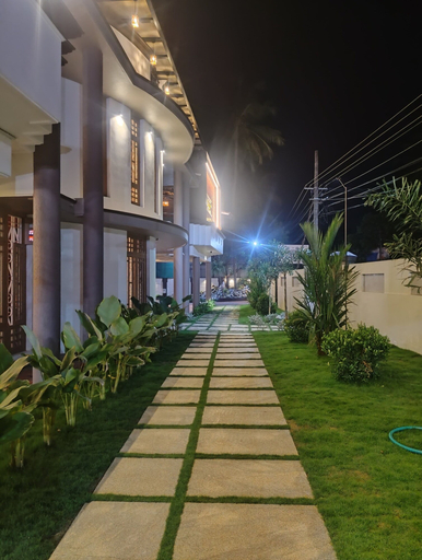 Exterior & Views 2, Hotel Vintage Palace, Palakkad