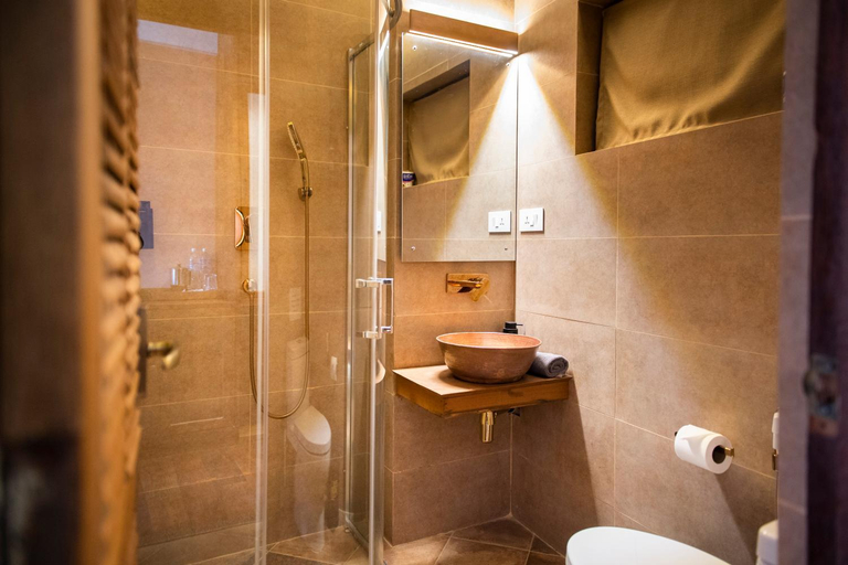 Bathroom 4, Newa Chen Historic House UNESCO, Bagmati