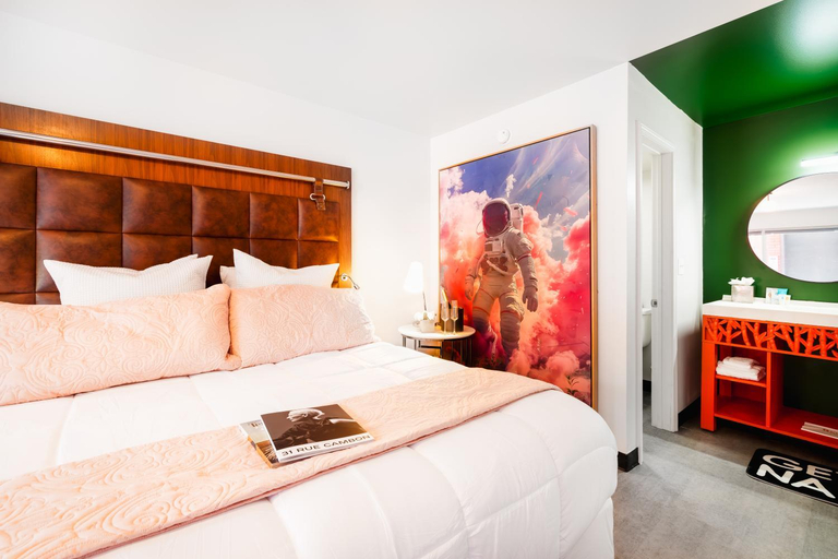 Bedroom 24