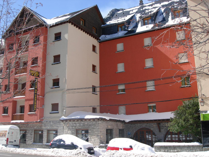 Others 3, Hotel Villa de Canfranc, Huesca