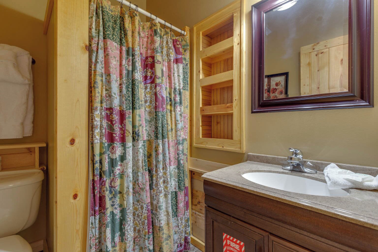Bathroom 3, Sweet Surrender by Jackson Mountain Rentals, Sevier