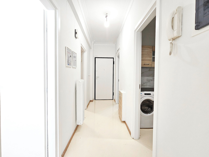 Others 3, Casa Divas City Stay, Attica