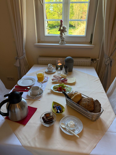 Food & Drinks 5, Hotel Kavaliershaus/Schloss Bad Zwesten, Schwalm-Eder-Kreis