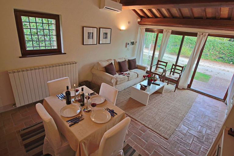 Dining 1, Modern Holiday Home in Foligno - Loc. With Pool, Perugia