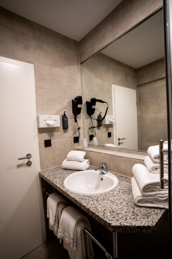 Bathroom 4, Ap Hotel Mannheim Viernheim, Bergstraße