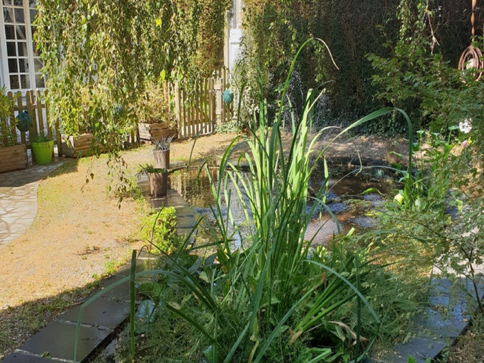 Garden 5, Attractive Apartment in Isigny-sur-mer Near Centre, Calvados