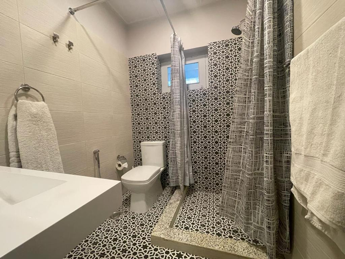Bathroom 3, Silk Route Lodge - Hunza, Northern Areas